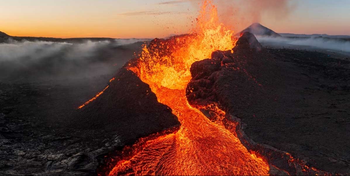 VIDEO | Scientists climb Mexico's Popocatepetl volcano to study its volatile activity