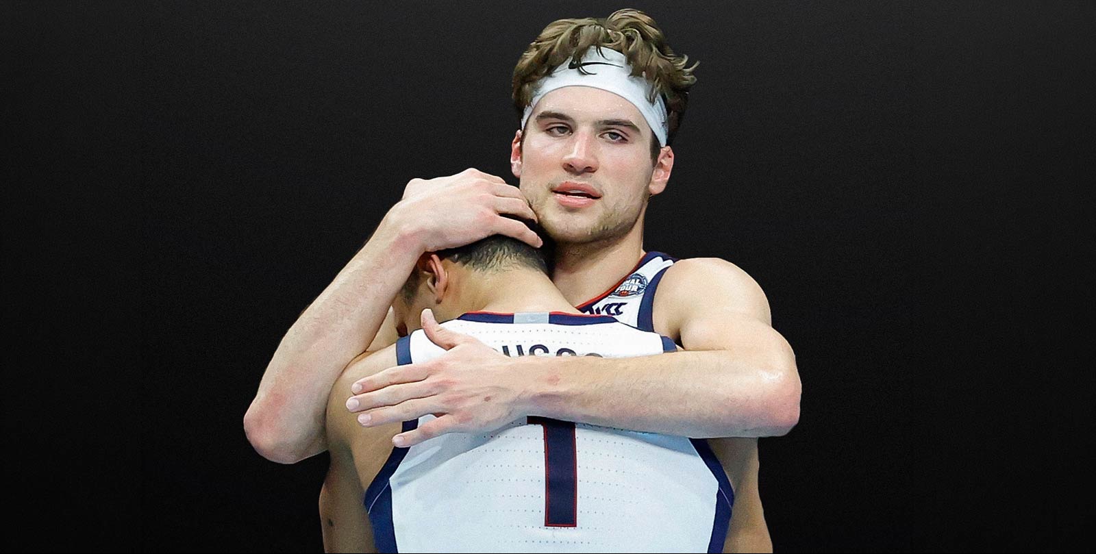 10 Iconic NCAA Title Game Photos You Need to See