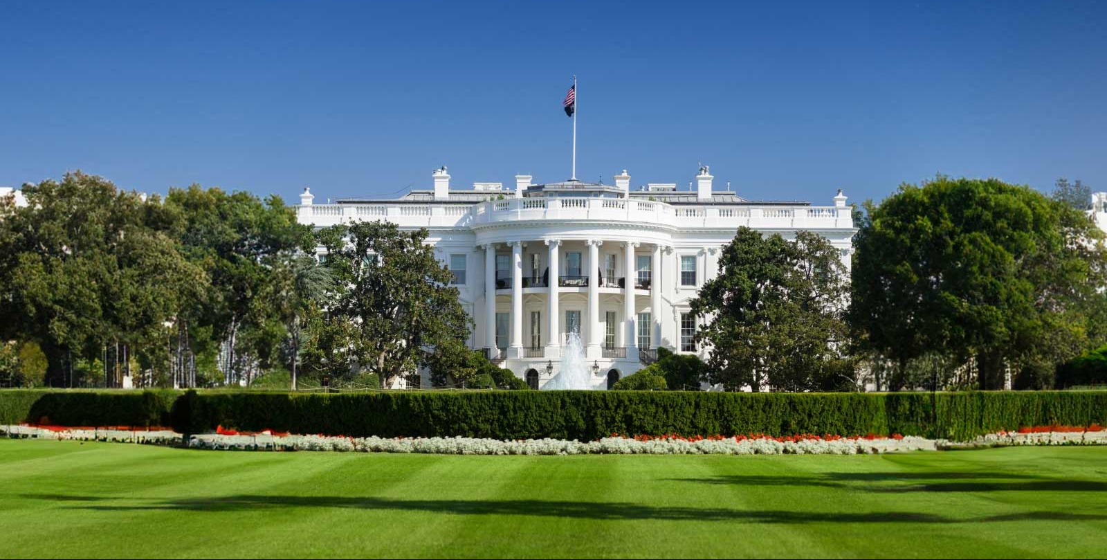 No quedan "puntos confictivos" para un acuerdo de paz con Irán, dice Trump a la AFP