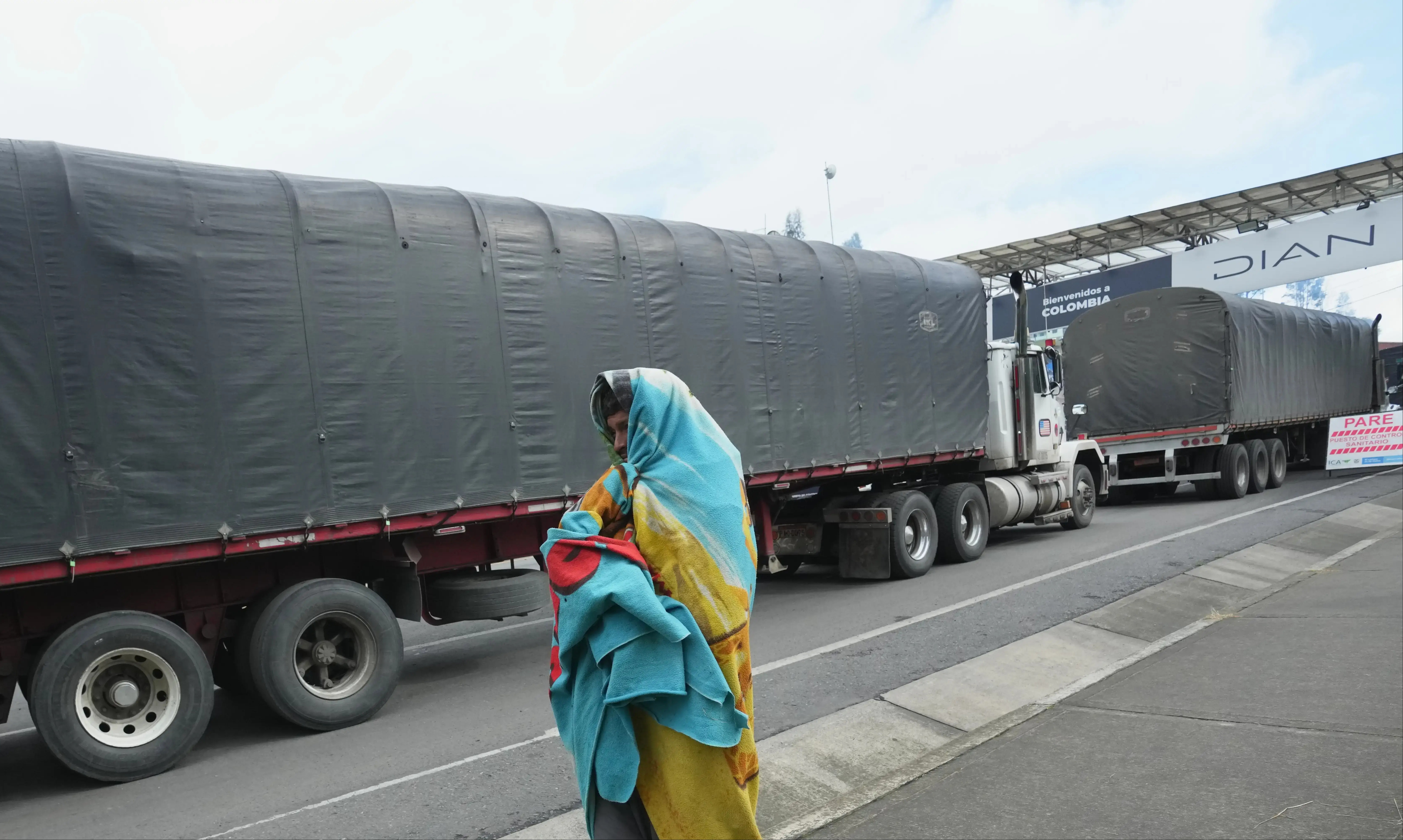 Colombia blasts Ecuador's pipeline fee hike as trade war between neighbors escalates