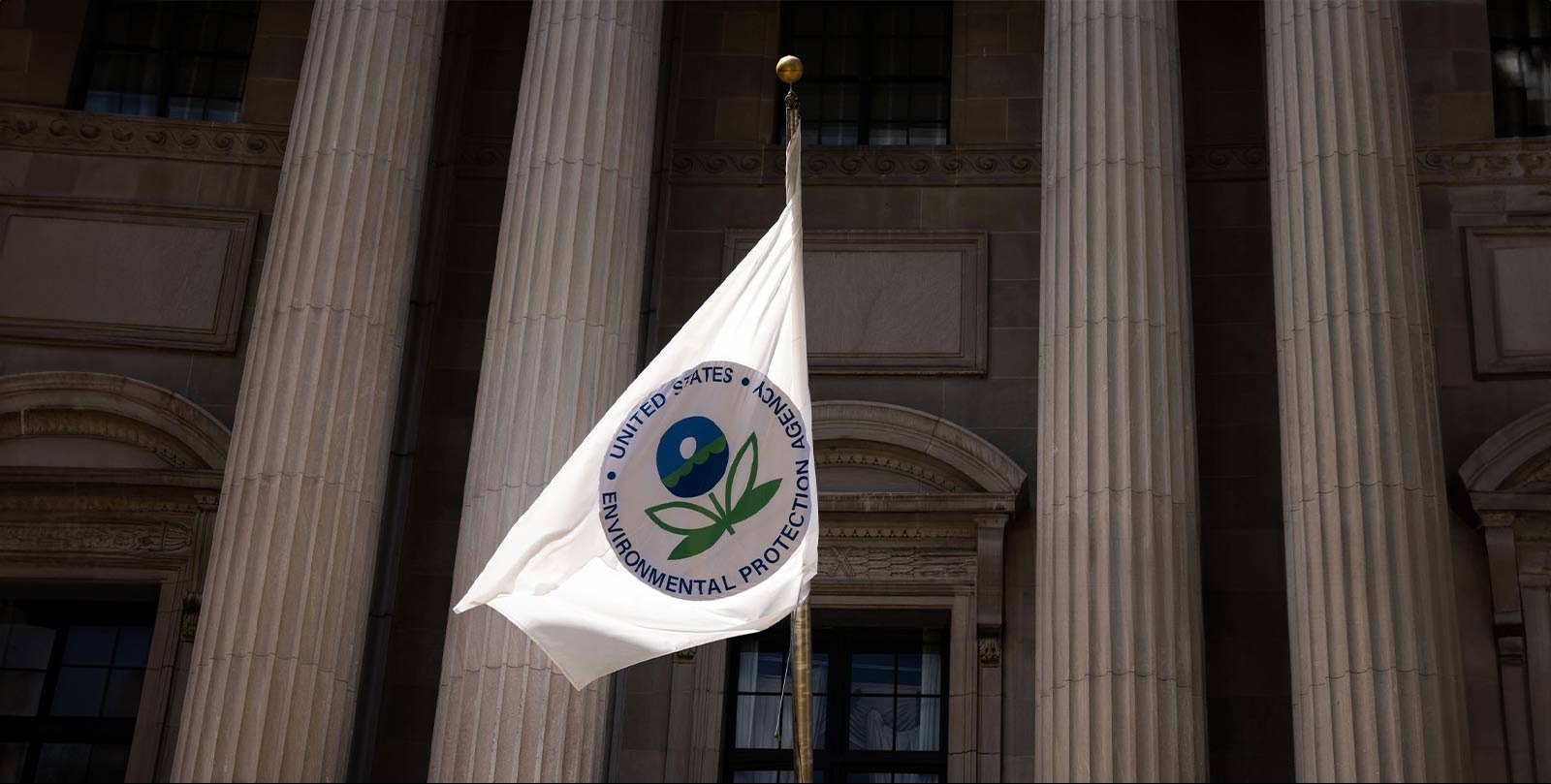 EPA plan would begin rolling back 'good neighbor' rule on downwind pollution from smokestacks