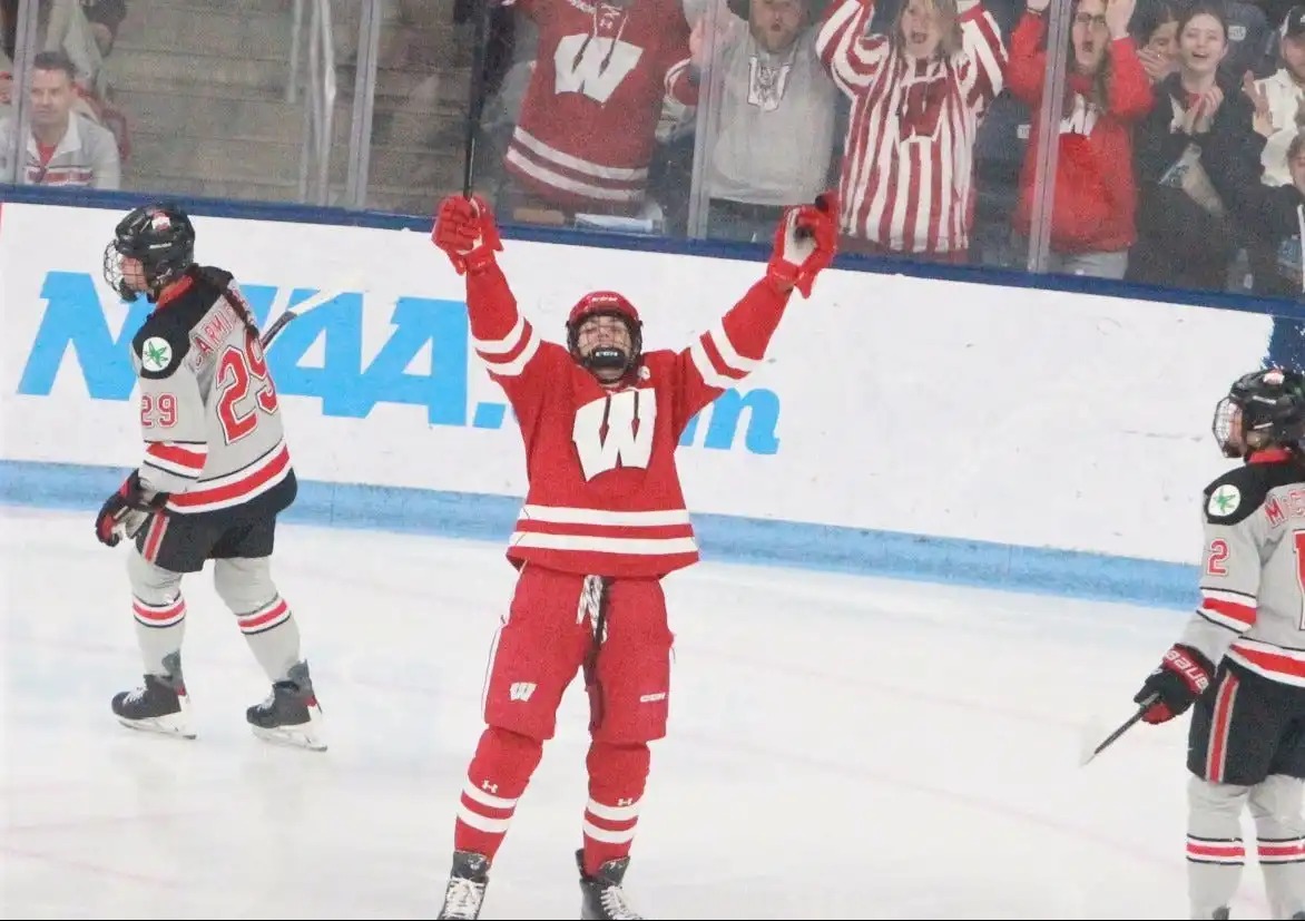 USA Hockey selects five Wisconsin skaters for Collegiate Select Series