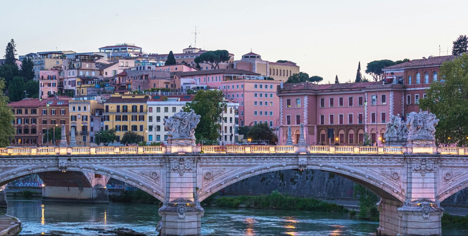 VIDEO | Rome's most exclusive tourist site: What lies behind the Colonna Palace's walls? AP explains