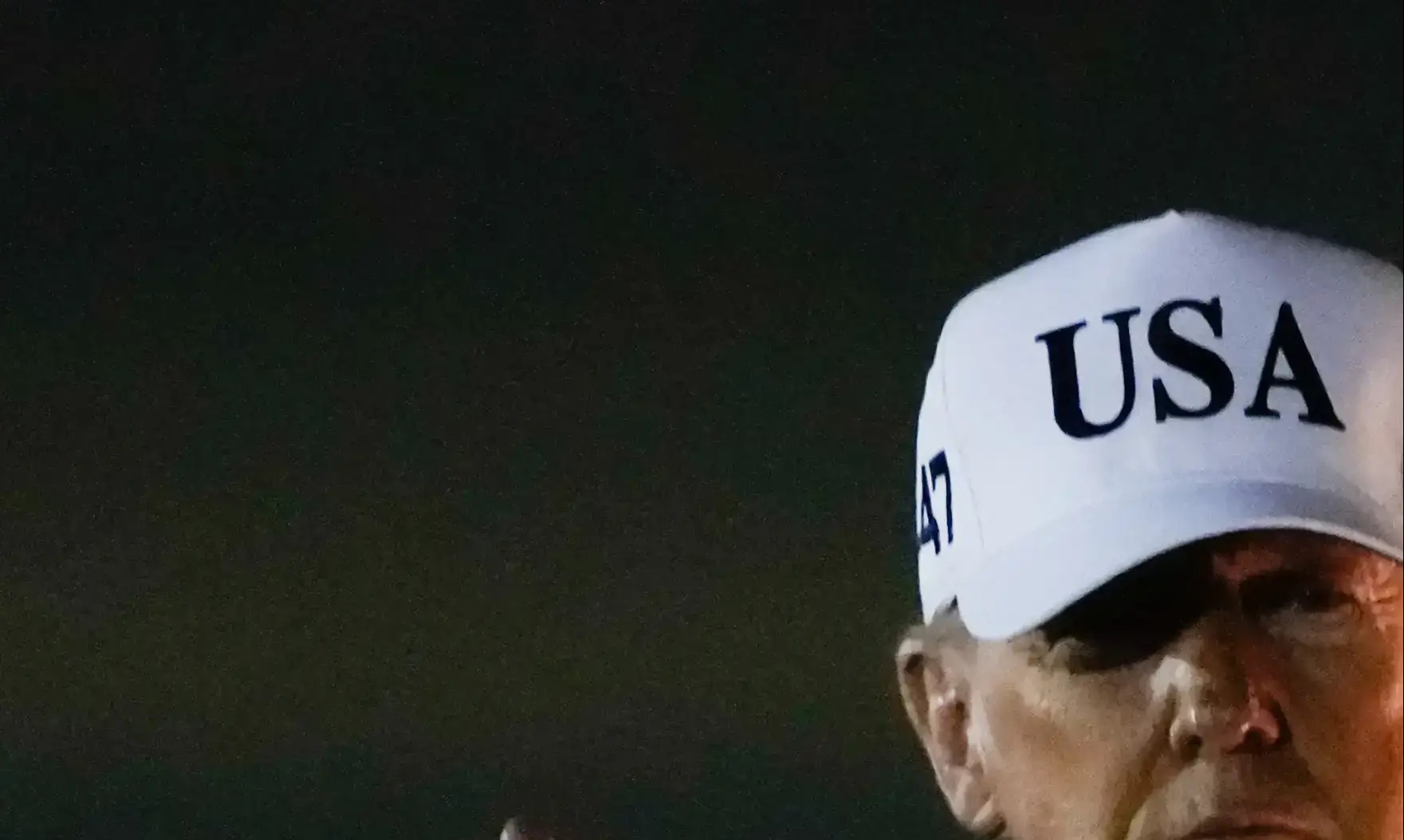 Trump cancels meetings with Iranian officials and tells protesters 'help is on its way'