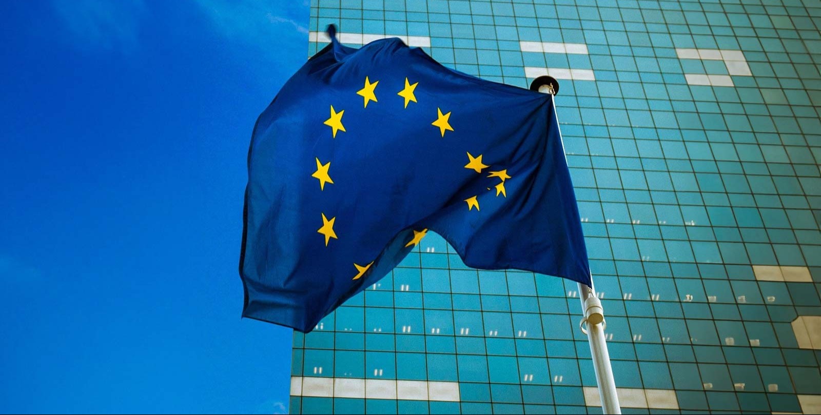 EU trade chief eyes investment in Australian resources projects