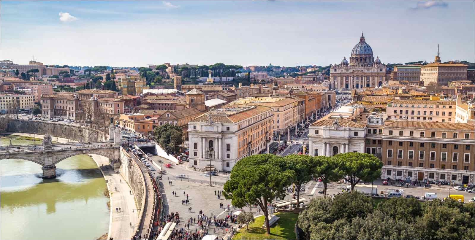 VIDEO | Pope Leo XIV says he is concerned about Venezuela and urges that the good of the population prevails