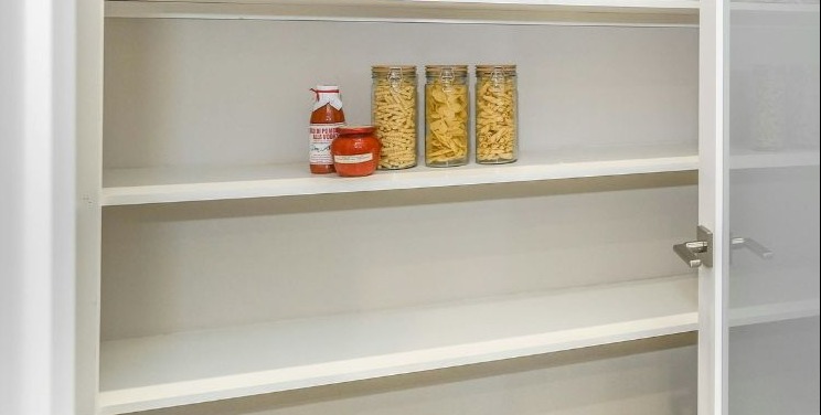 VIDEO | SNAP benefits cut off during shutdown, driving long lines at food pantries