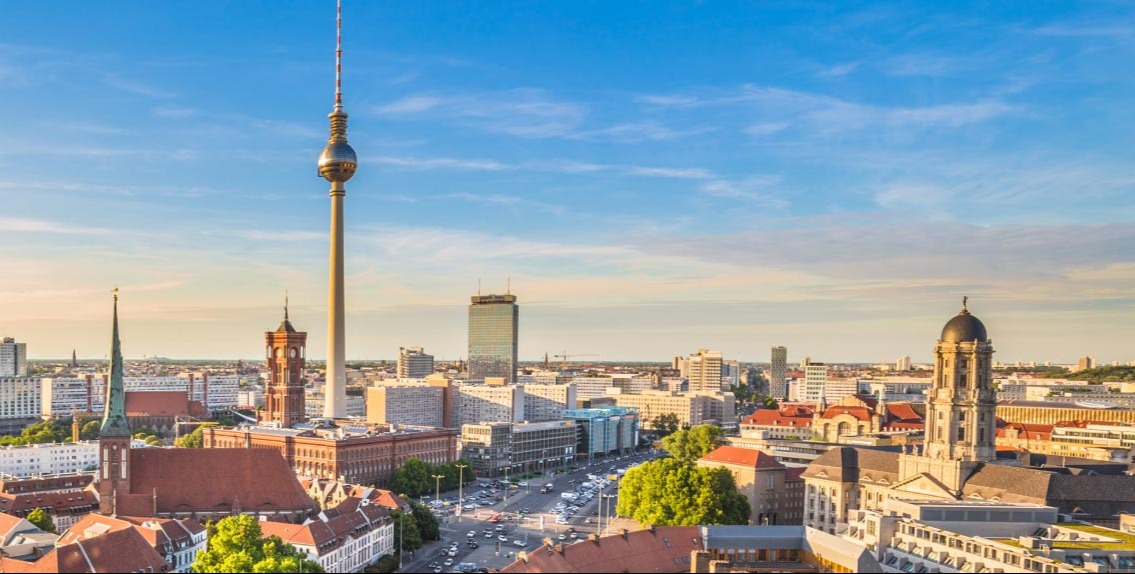 German prosecutors will drop probe of Russian magnate Usmanov after he agrees to pay nearly $12M