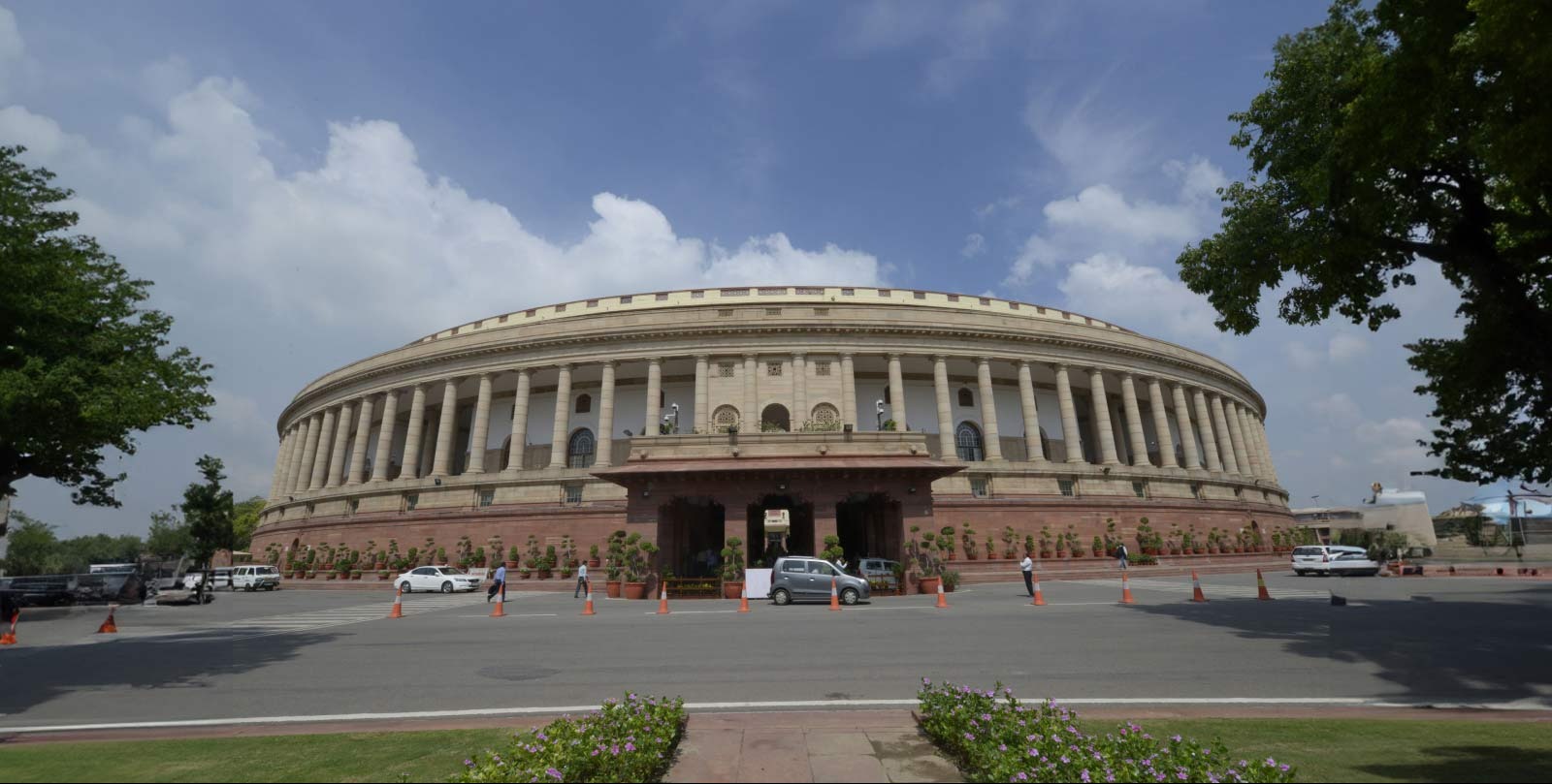 India, EU push to close gaps in trade talks as year-end deadline looms