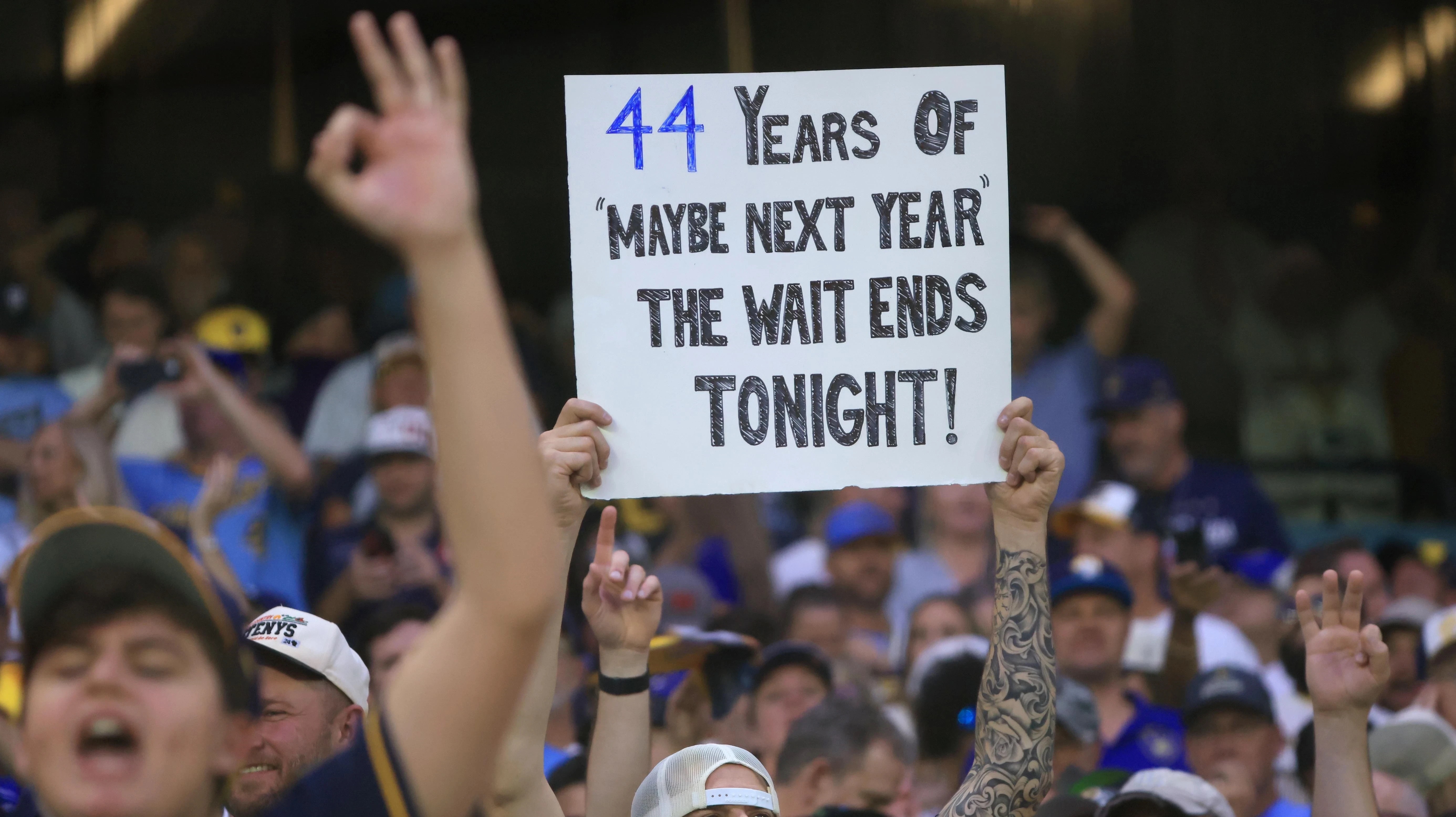Milwaukee Brewers win their first World Series: Brewers 4, Rays 1