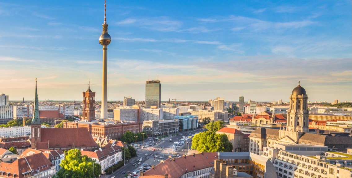 Lawmakers in German state elect new governor to counter far-right rise