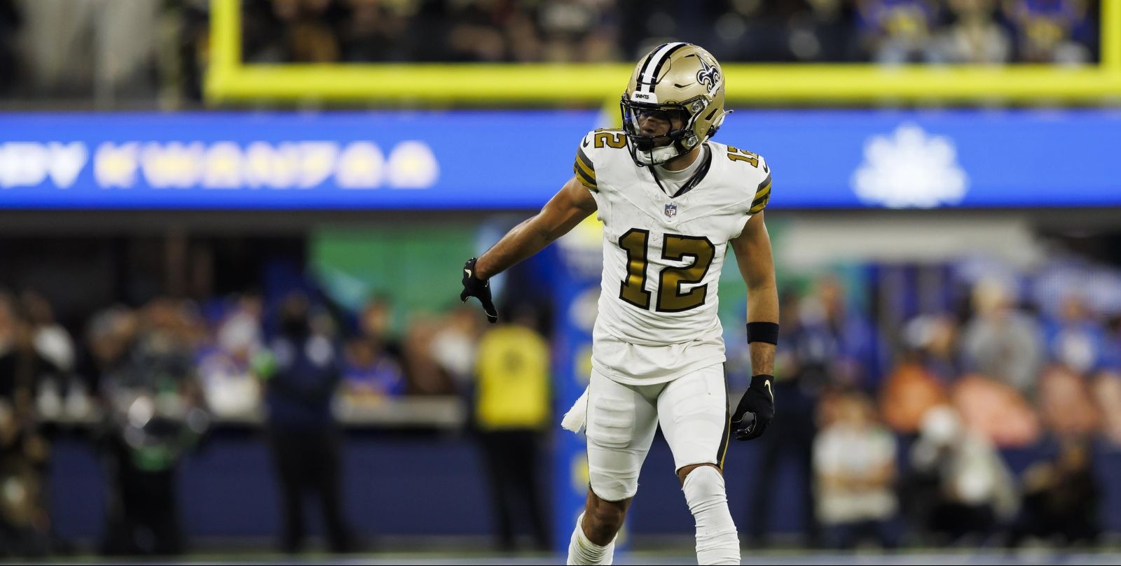 Why a Fantasy Football Draft Party Works for Friends Who Barely Follow the NFL