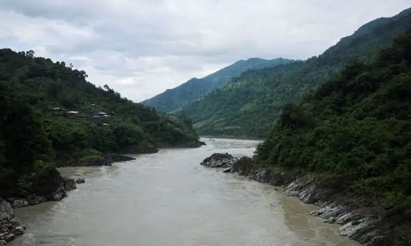Exclusive-China's new mega dam triggers fears of water war in India
