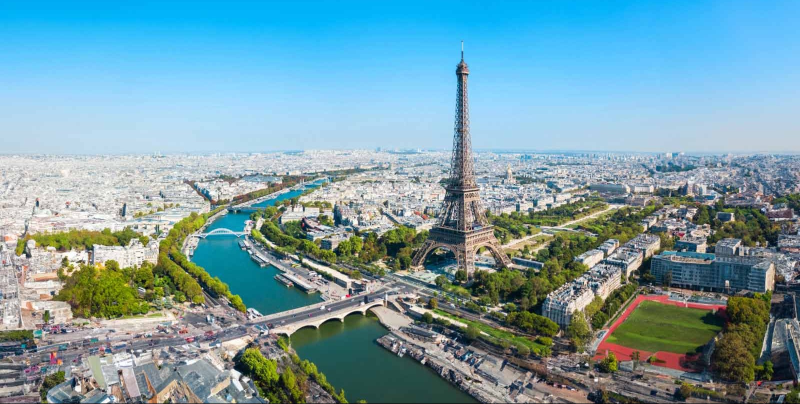 Thousands of Parisians evacuated as WW2 bomb detonated