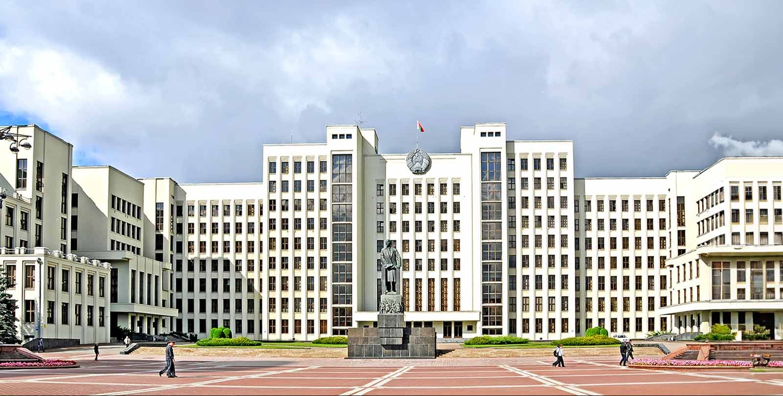 Belarus' Lukashenko says Venezuelan President Maduro is welcome to move to Belarus