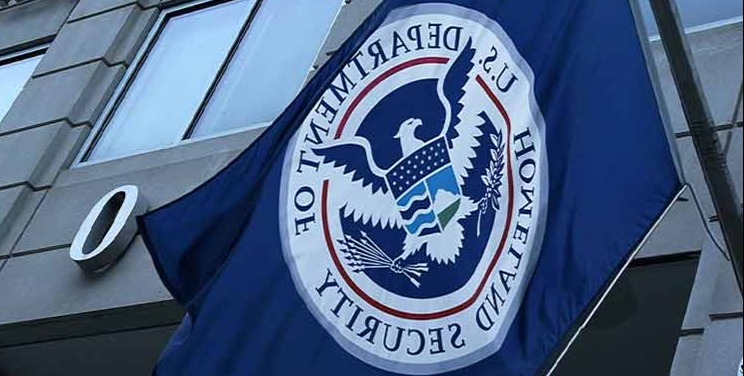 Immigration enforcement arrives in Maine as a court freezes restrictions on tactics in Minnesota