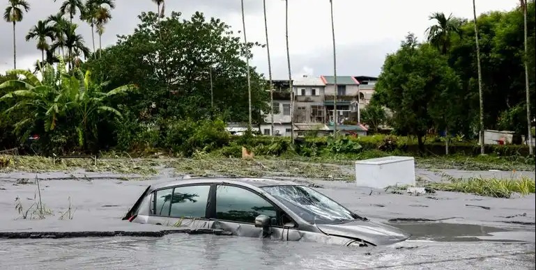 Landfall Of Typhoon Fung Wong Brings Torrential Rains To Taiwan