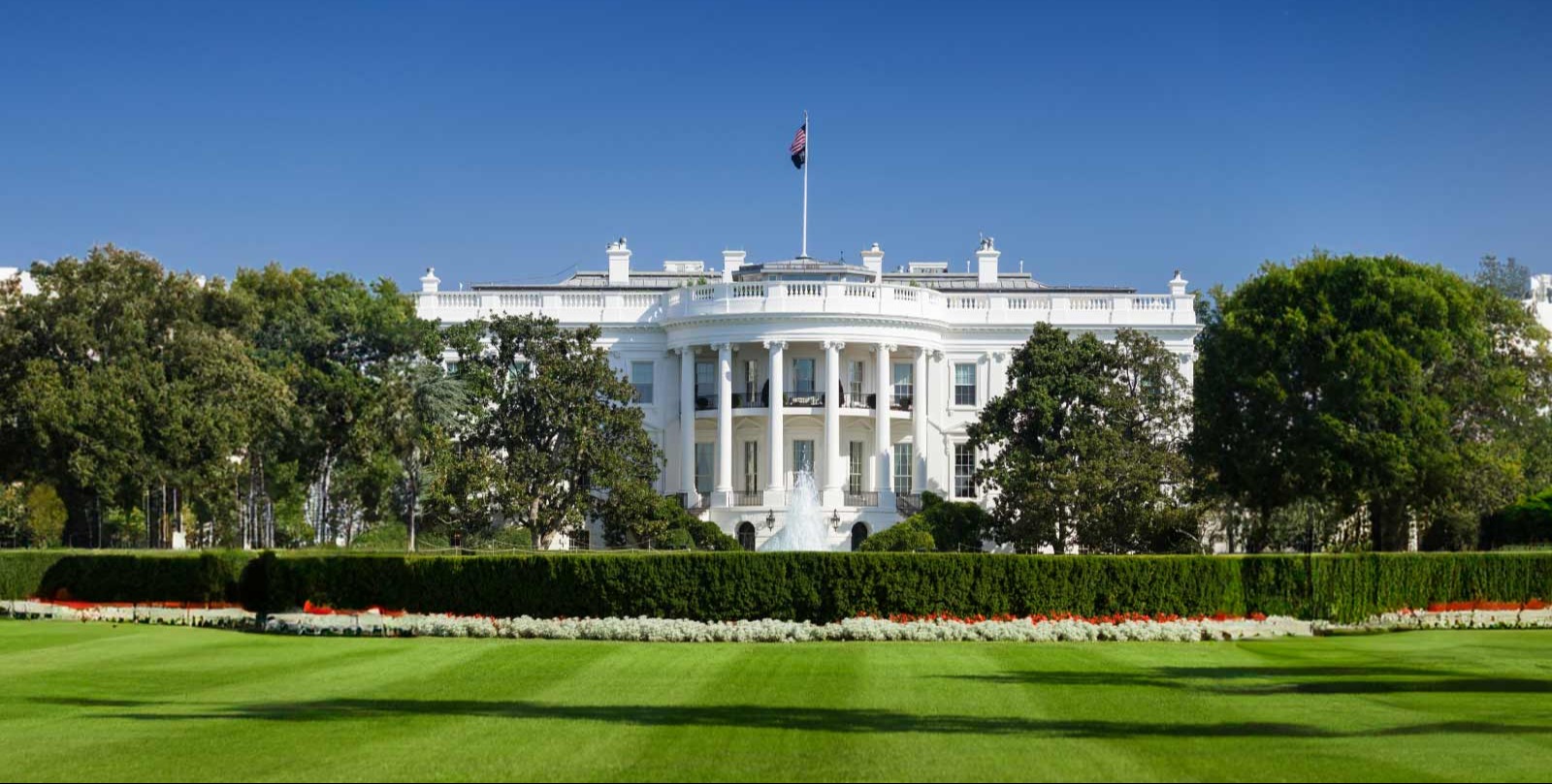 Trump da 48 horas para lograr acuerdo sobre Ormuz y los bombardeos en Irán alcanzan zona de una planta nuclear