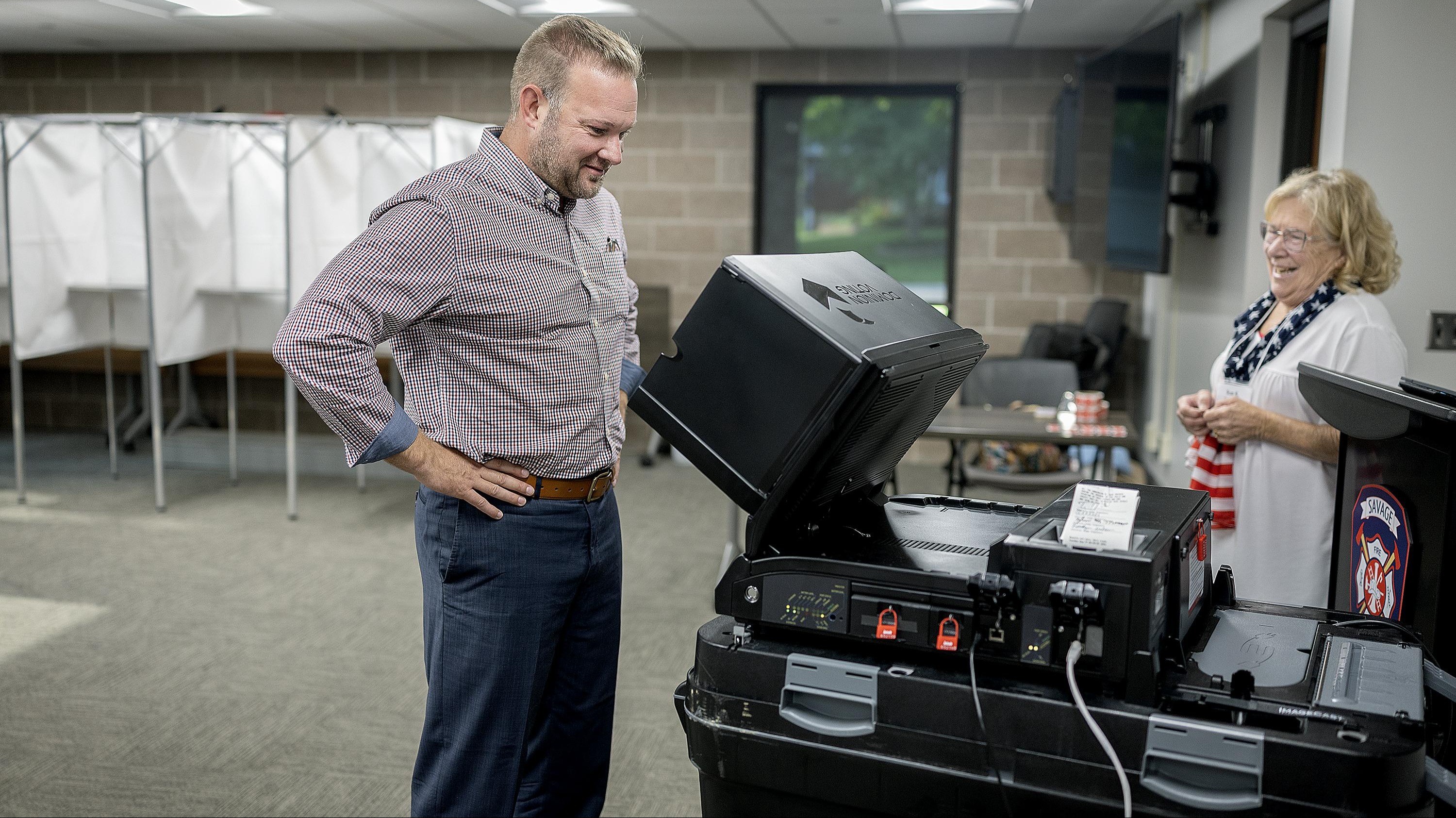 Whether Minnesota Permits Observers During the Count